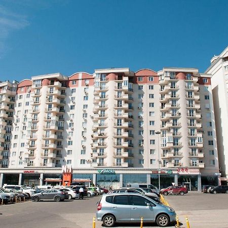 Apartment Lev Tolstoi Kişinev Dış mekan fotoğraf